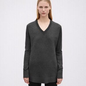 COS Gray Silk Blend V-Neck Knit Tunic Sweater | XS | NWT
